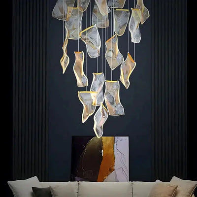 ZARINA  – Sculptural Wave Chandelier for Modern Interiors Cachandeliers
