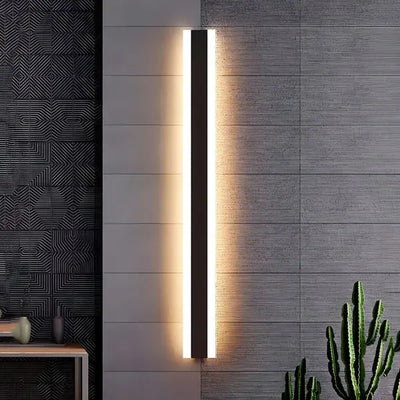 Lunara | Wall Light Weatherproof and Dimmable Cachandeliers