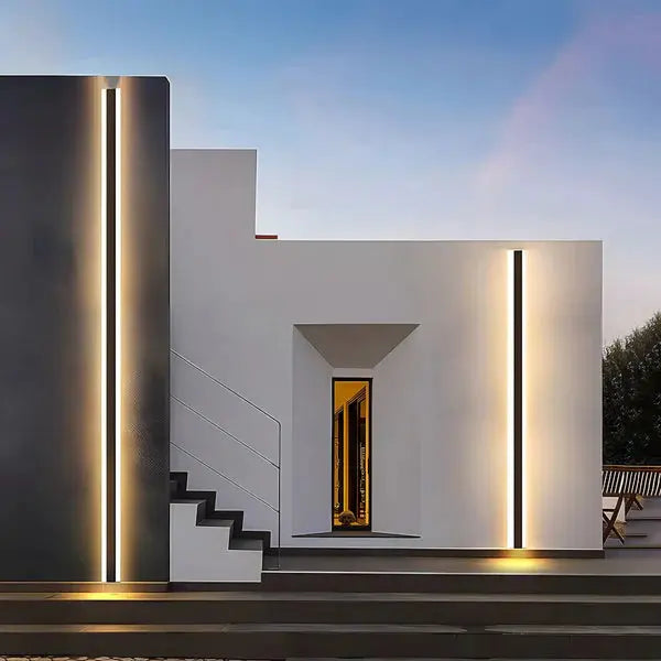 Lunara | Wall Light Weatherproof and Dimmable Cachandeliers